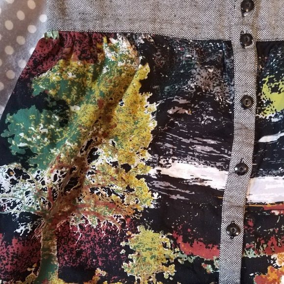 UNIQUE! Arbor print skirt - Picture 2 of 4